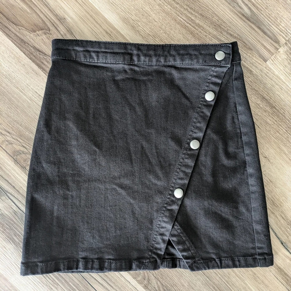 Free People We The Free Black Button Down Mini Skirt - Picture 1 of 6